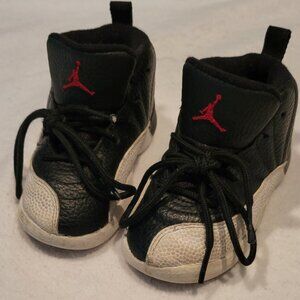 NIKE BABY JORDANS Black and White Sneaker Hightops size 8C